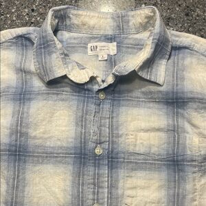 GAP Men's Linen Blue and Cream Plaid Shirt